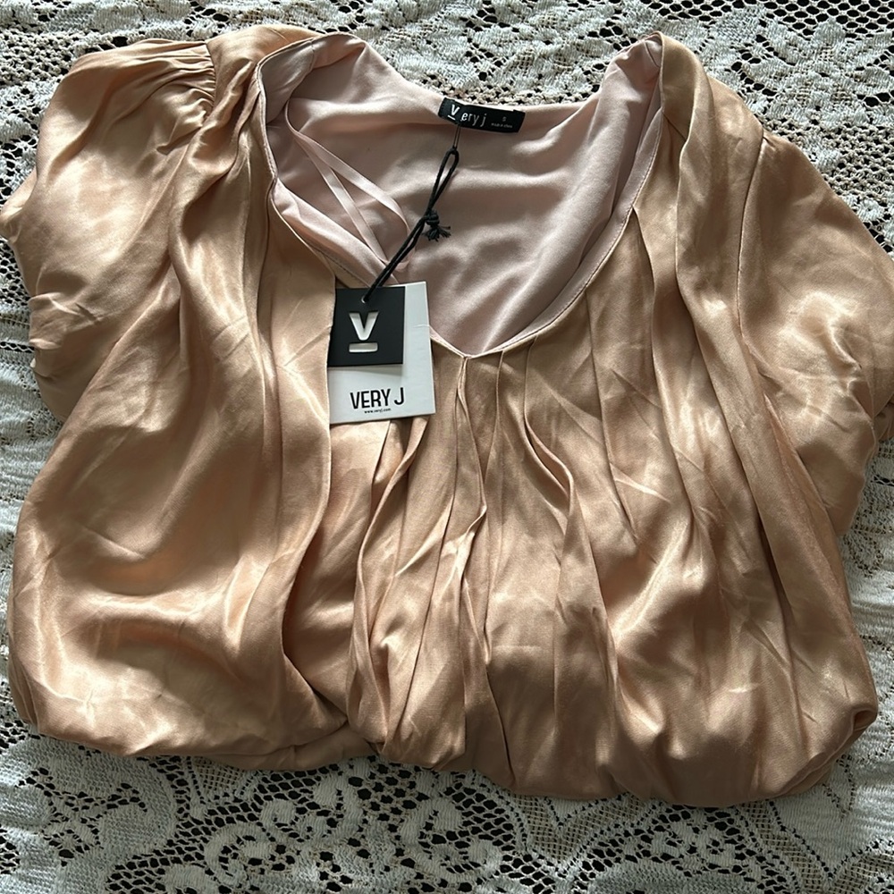 Very J satin-esque Crop Top